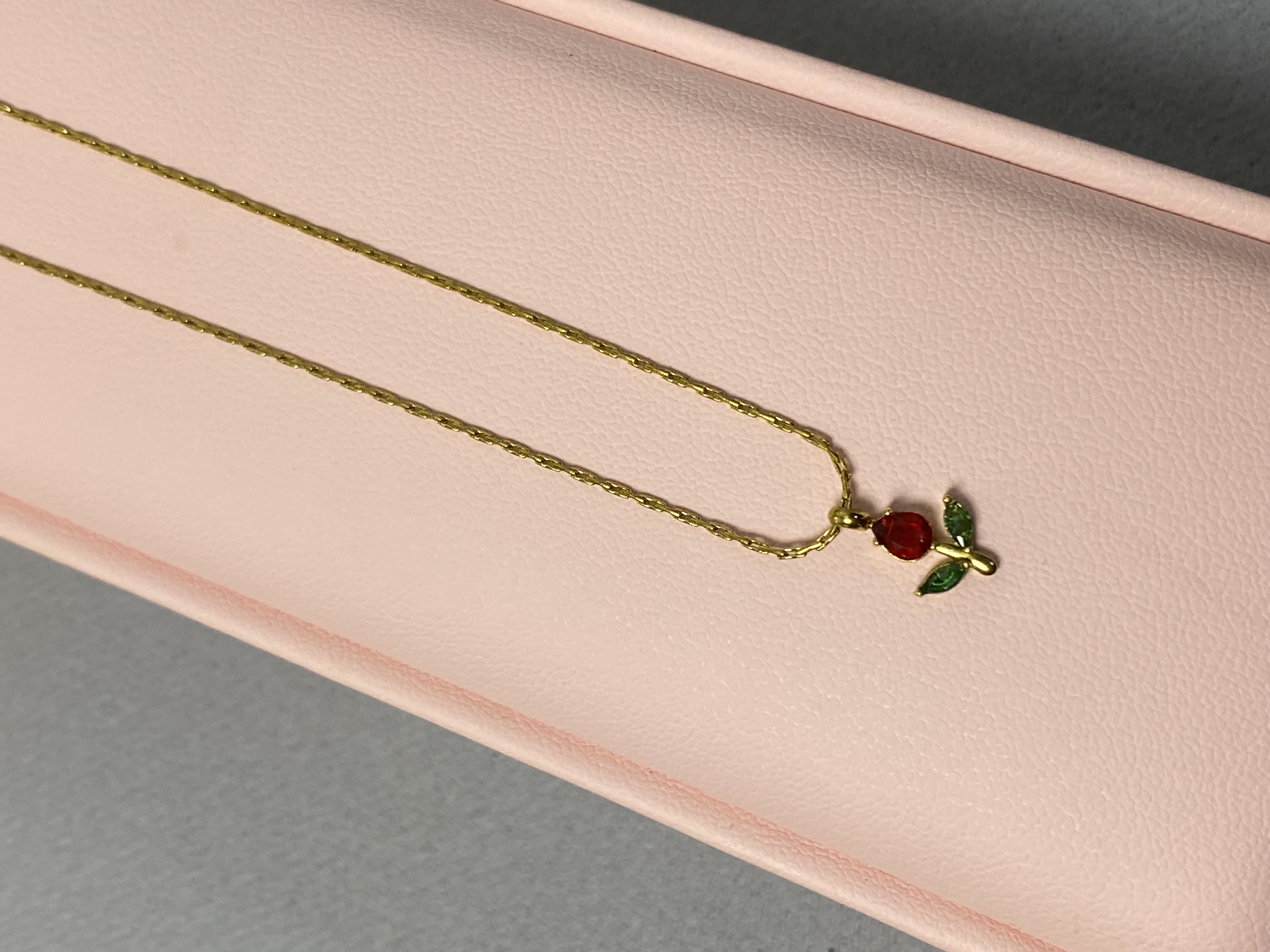 Stainless steel tulip pendant 