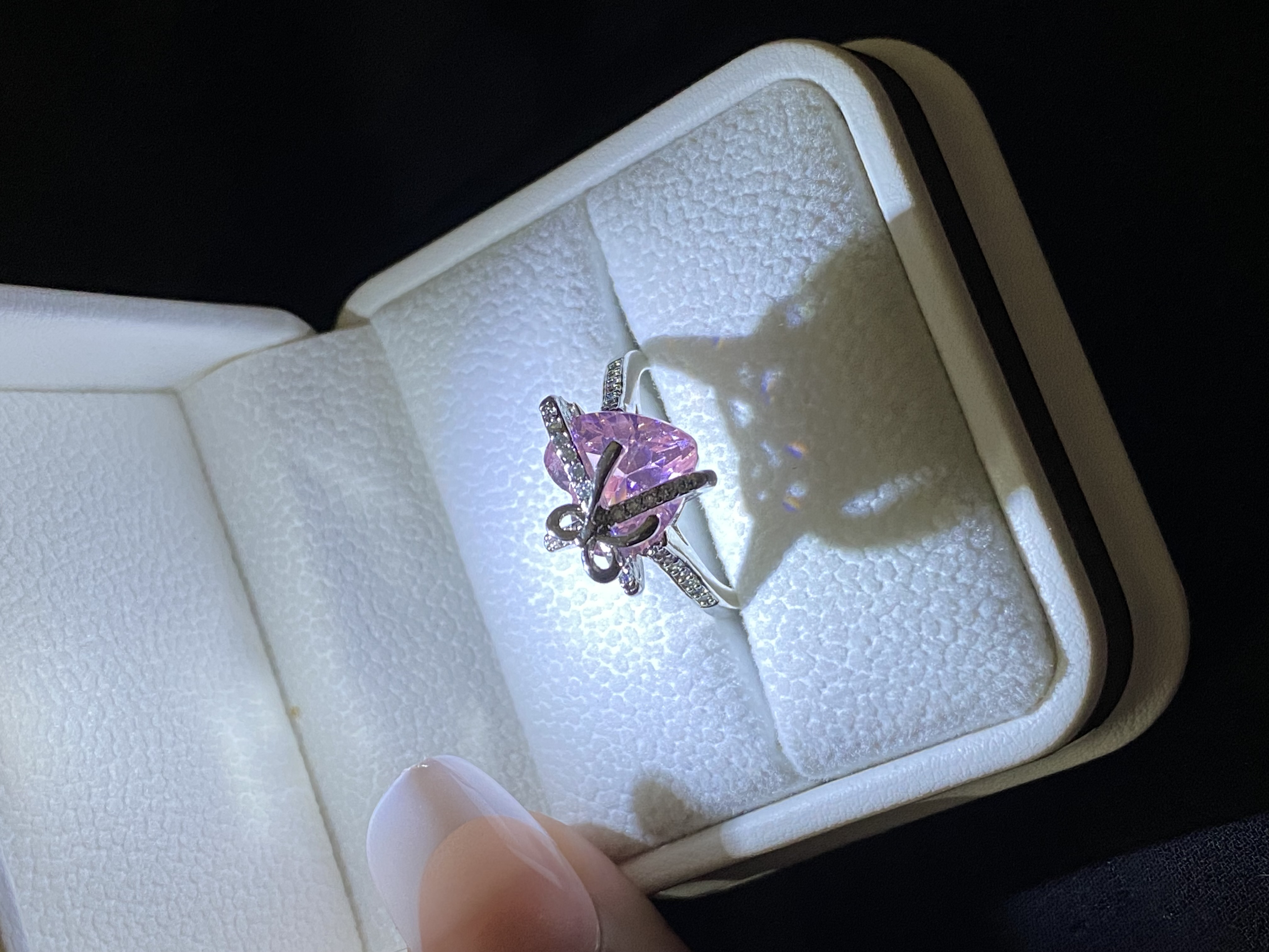 Beautiful 😍 ring 