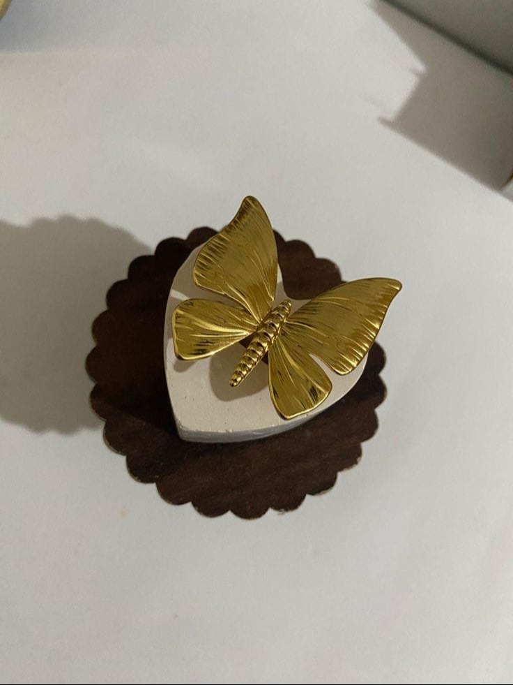 Butterfly ring