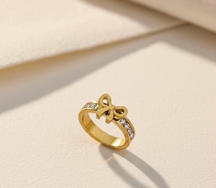 Stainless steel bow ring 