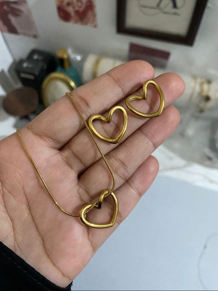 Stainless steel pendent set