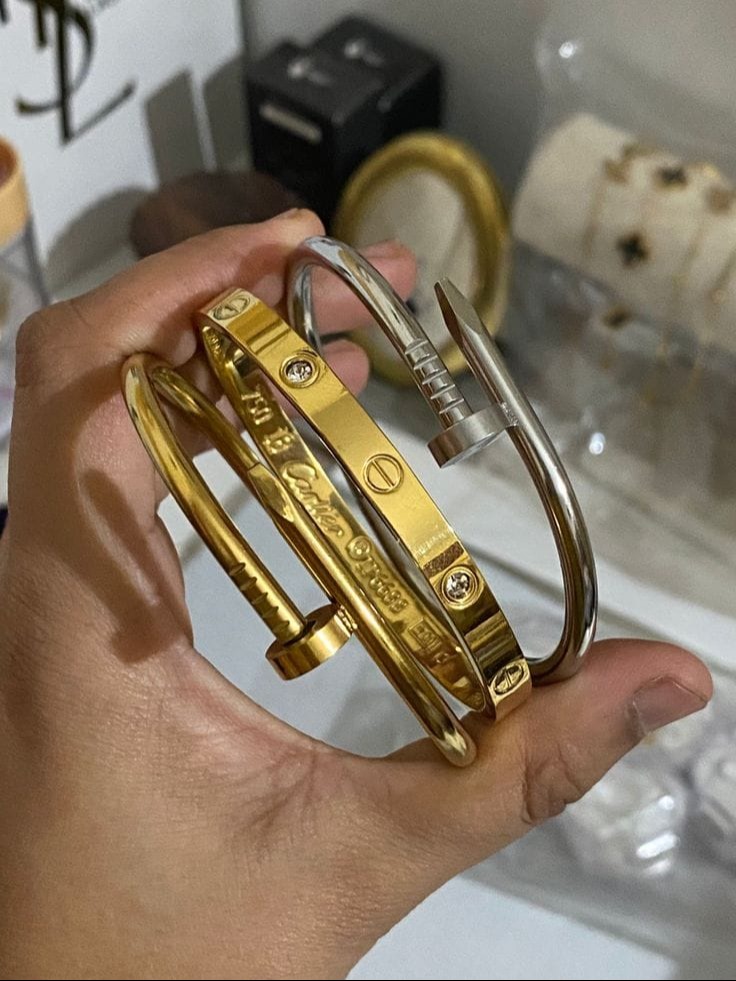 Nail handcuff and Cartier 